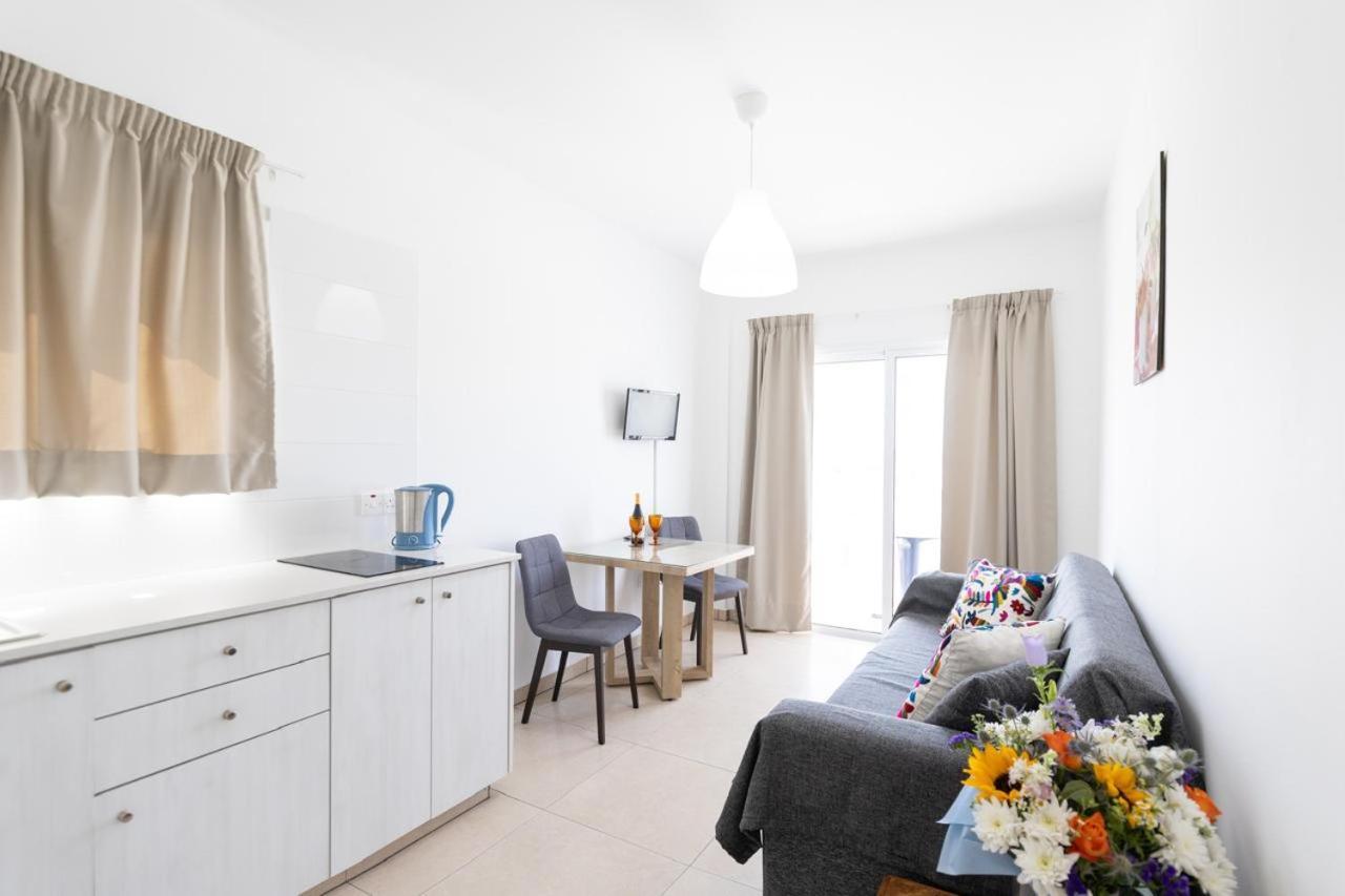איה נאפה Christothea Apartments מראה חיצוני תמונה