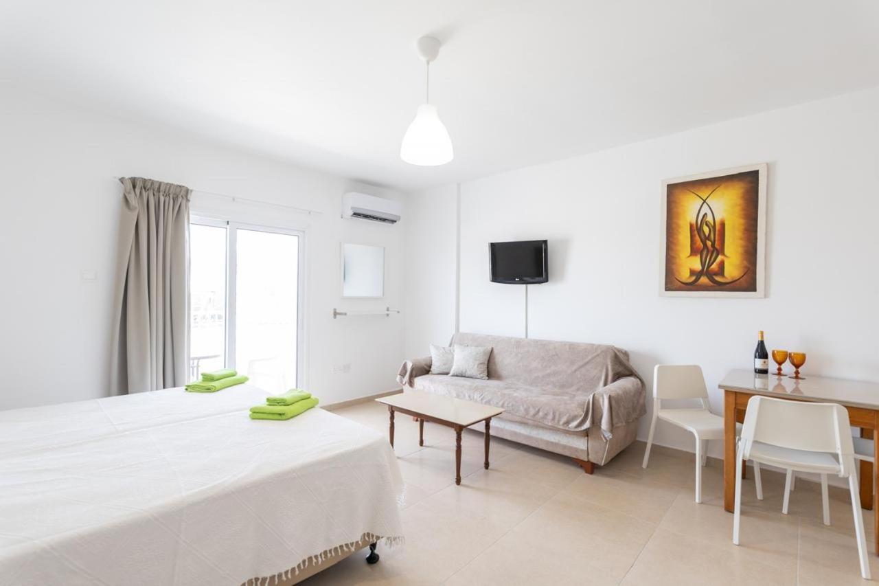 איה נאפה Christothea Apartments מראה חיצוני תמונה